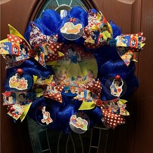 Disney snowwhite wreath